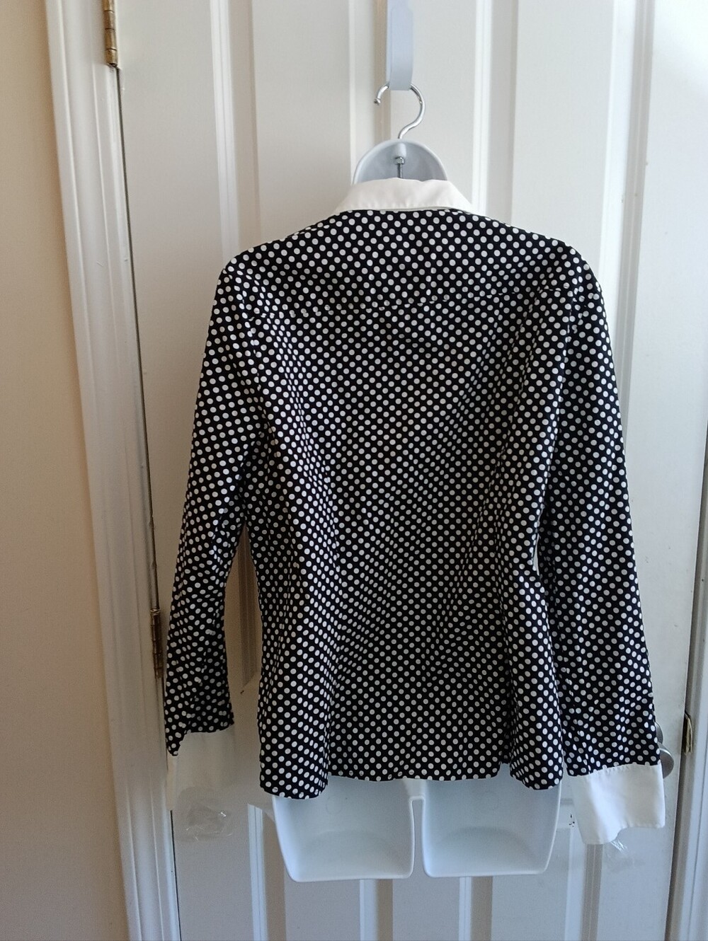 ANNE KLEIN Black Polka Dot Blouse with Red Trim SIZE 14 - Picture 6 of 7